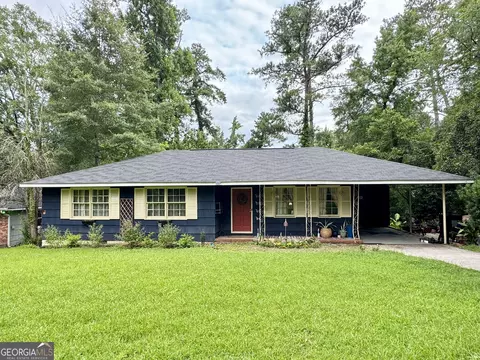 2976 Woodhaven Cir, Macon, GA 31204