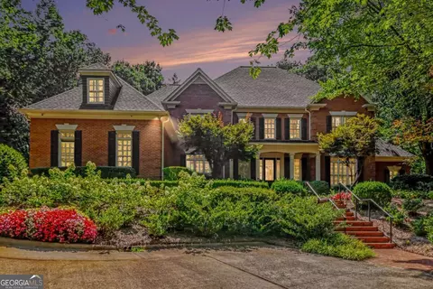 5950 Long Island Dr NW, Atlanta, GA 30328