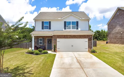 200 Oliver Dr, Locust Grove, GA 30248