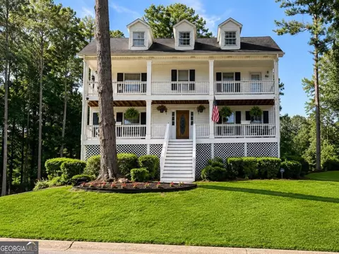 277 Lakeview Ln, Hiram, GA 30141