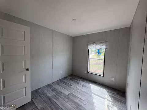 Bedroom - 137 Trinity Ct, Royston, GA 30662 photo 2 of 4