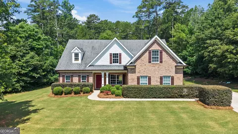 Exterior - 3142 Whitlow Creek Dr, Bishop, GA 30621 photo 2 of 11