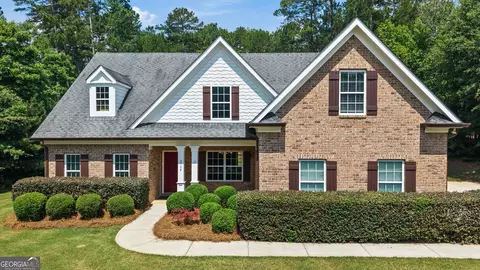 3142 Whitlow Creek Dr, Bishop, GA 30621