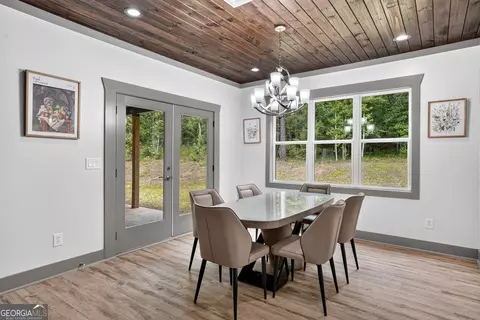 Dining - 247 Parks Mill Rd, Buckhead, GA 30625 photo 1 of 2