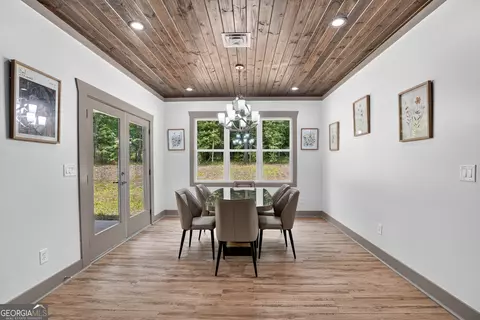 Dining - 247 Parks Mill Rd, Buckhead, GA 30625 photo 2 of 2