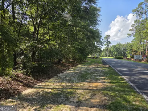 251 Riverview Dr, Dublin, GA 31021 photo 7