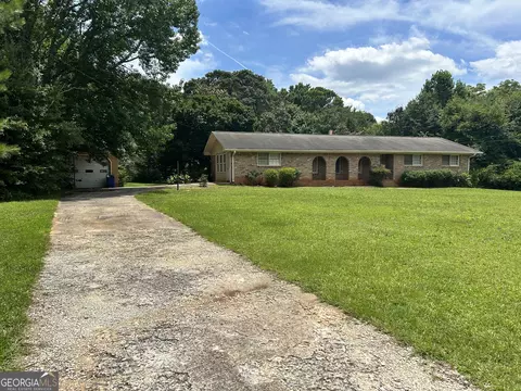 7090 Rivertown Rd, Fairburn, GA 30213