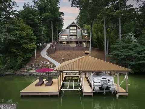 298 Roberts Point Rd, Jackson, GA 30233
