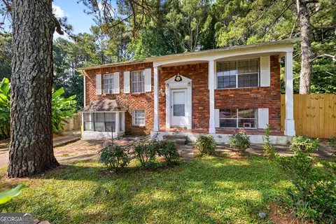 1025 Lynwood Pl, Forest Park, GA 30297