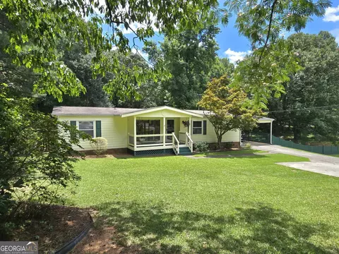 2950 Broadnax Dr, Loganville, GA 30052