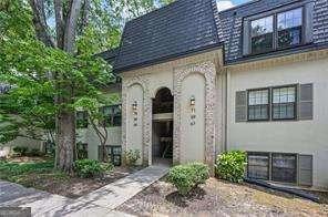 70 Chaumont Sq NW, Atlanta, GA 30327