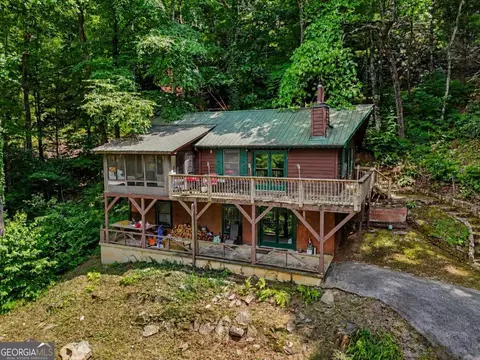 574 Bachelors Button Dr, Clayton, GA 30525