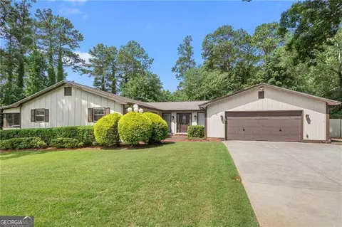 1204 Heritage Hills Cir, Snellville, GA 30078