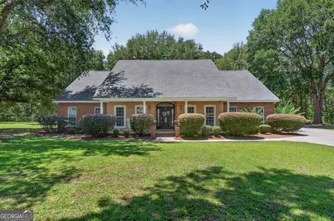 5543 Tara Rd, Waycross, GA 31503