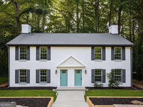 5645 Estates Ct, Norcross, GA 30093