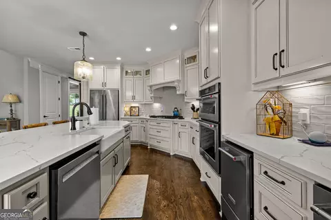 Kitchen - 245 Brayden Dr, Tyrone, GA 30290 photo 4 of 6