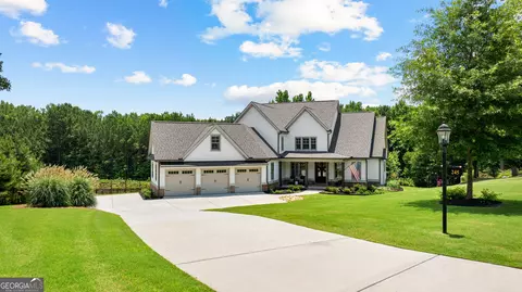 Exterior - 245 Brayden Dr, Tyrone, GA 30290 photo 2 of 61
