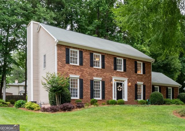 322 Walnut Grv, Peachtree City, GA 30269