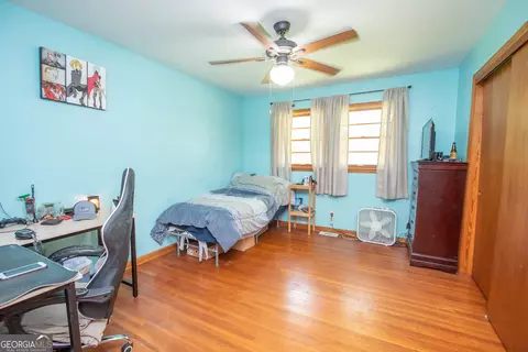 Bedroom - 124 Marty Ln, Lagrange, GA 30240 photo 4 of 5