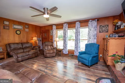 Living - 124 Marty Ln, Lagrange, GA 30240 photo 1 of 2
