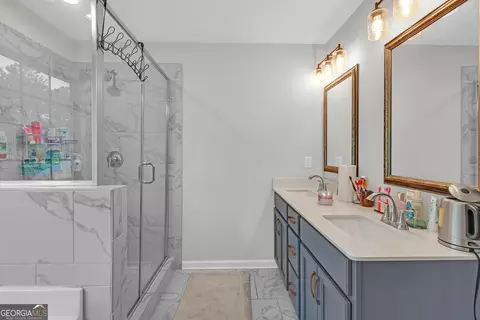 Bath - 4589 Capulet Ct, Forsyth, GA 31029 photo 3 of 8