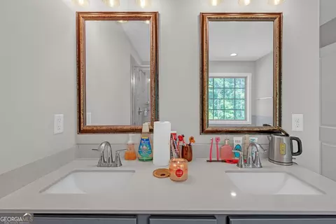Bath - 4589 Capulet Ct, Forsyth, GA 31029 photo 4 of 8