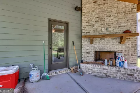Exterior - 4589 Capulet Ct, Forsyth, GA 31029 photo 8 of 9