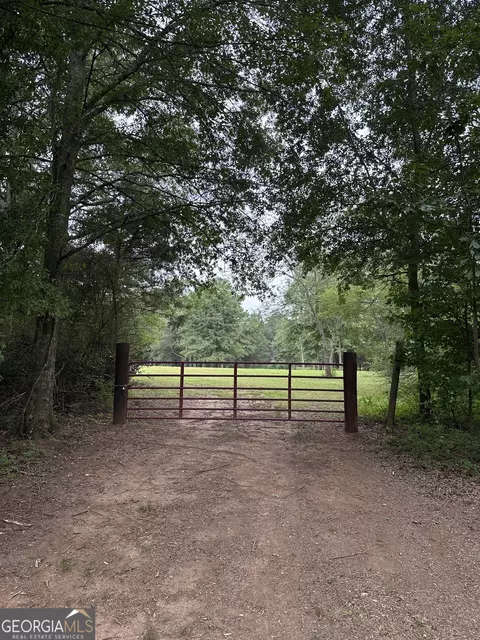 440 W Williamson Rd, Williamson, GA 30292