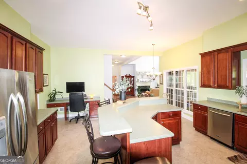 Kitchen - 12216 Edgewater Dr, Hampton, GA 30228 photo 4 of 4
