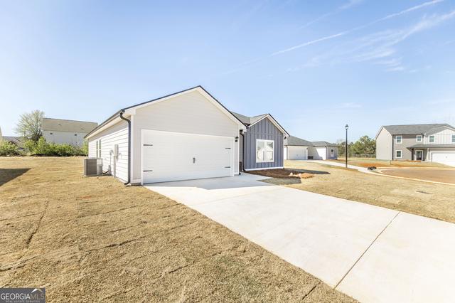 302 Georgian Walk, Byron, GA 31008