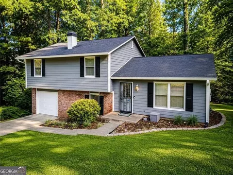 3990 Skidmore Ct, Decatur, GA 30034