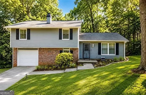 3990 Skidmore Ct, Decatur, GA 30034