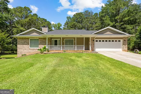 186 Lincoln Rd, Tyrone, GA 30290