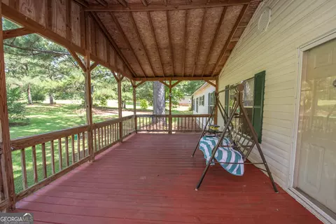 Exterior - 345 Robert Taylor Rd, Lagrange, GA 30240 photo 4 of 8