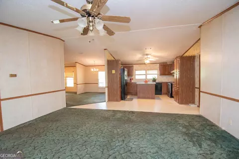 Living - 345 Robert Taylor Rd, Lagrange, GA 30240 photo 8 of 9