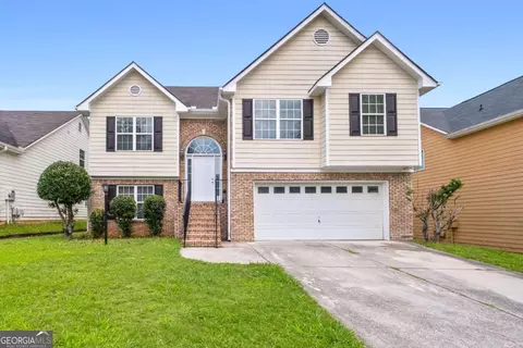 2323 Crimson Creek Ln, Snellville, GA 30078