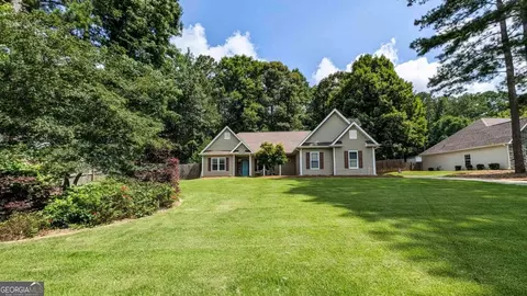 135 Cold Harbor Ct, Sharpsburg, GA 30277