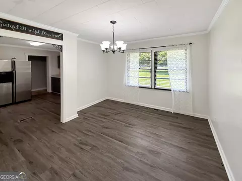 Dining - 115 Tyus St, Barnesville, GA 30204 photo 1 of 1