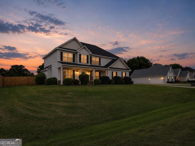 89 Seminole Trl, Fort Mitchell, AL 36856