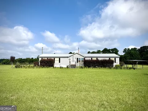 246 Berryhill Coody Rd, Cochran, GA 31014