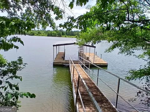 548 Old Beacon Light Rd, Hartwell, GA 30643