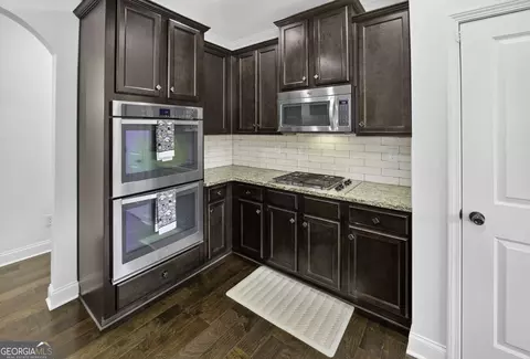 Kitchen - 1875 Alcovy Trails Dr, Dacula, GA 30019 photo 3 of 4