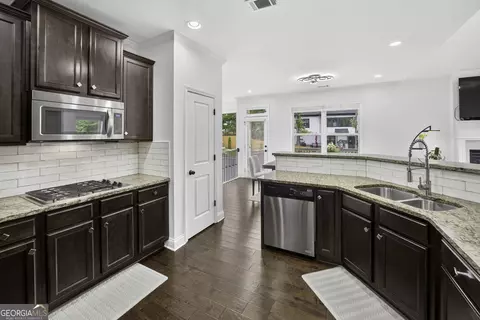 Kitchen - 1875 Alcovy Trails Dr, Dacula, GA 30019 photo 4 of 4