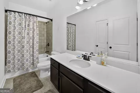Bath - 1875 Alcovy Trails Dr, Dacula, GA 30019 photo 4 of 4
