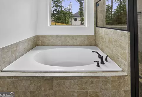Bath - 1875 Alcovy Trails Dr, Dacula, GA 30019 photo 2 of 4