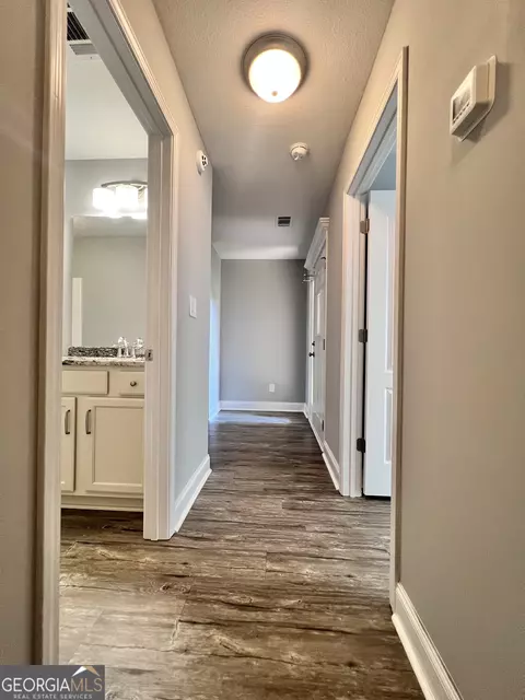 Entry Way - 308 Lamplight Dr, Byron, GA 31008 photo 5 of 5