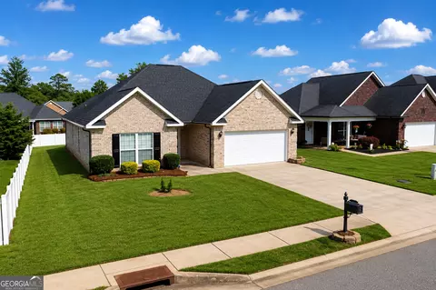 Other - 308 Lamplight Dr, Byron, GA 31008 photo 1 of 11
