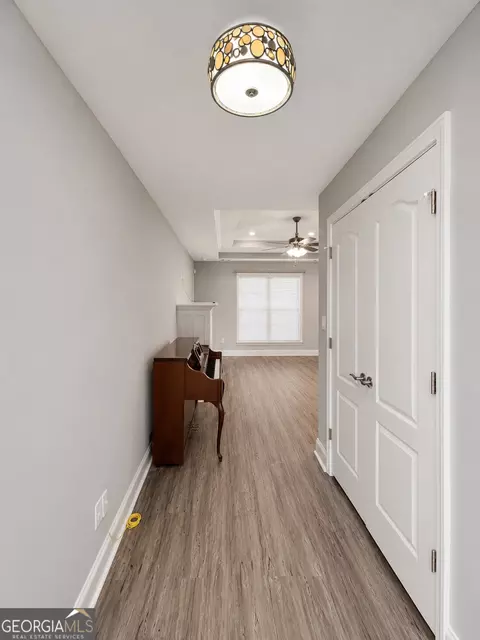 Entry Way - 308 Lamplight Dr, Byron, GA 31008 photo 2 of 5