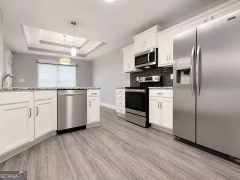Kitchen - 308 Lamplight Dr, Byron, GA 31008 photo 1 of 1