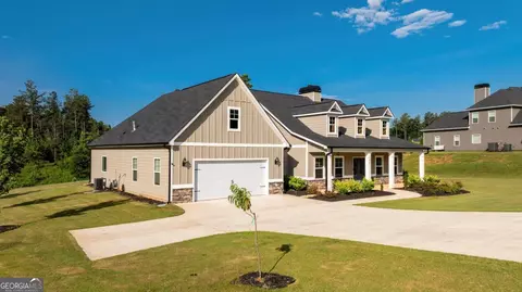 25 Harmon Ct, Newnan, GA 30263
